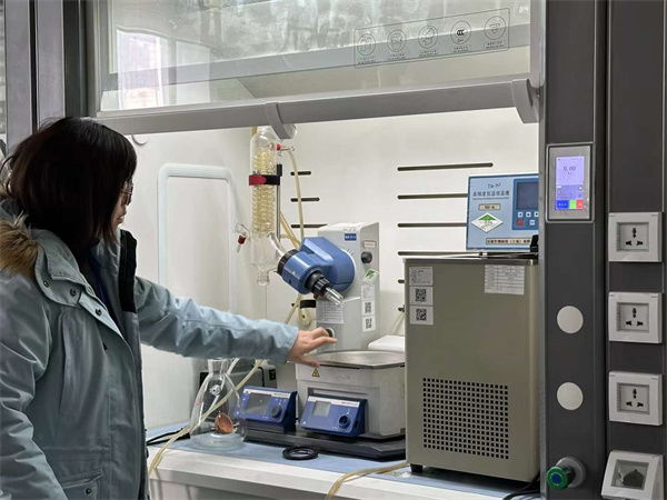 重慶市萬州區伴神釀造有限公司走進渝東北具權威檢測機構—重慶市萬州食品藥品檢驗所參觀，學習！